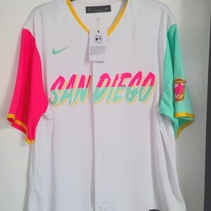 Men's San Diego Padres City Connect yersey
